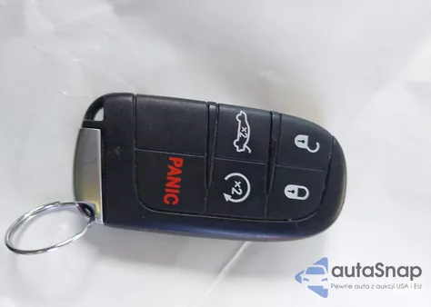 2017 Chrysler 300C z USA, uszkodzony, nr VIN 2C3CCAEG6HH570323